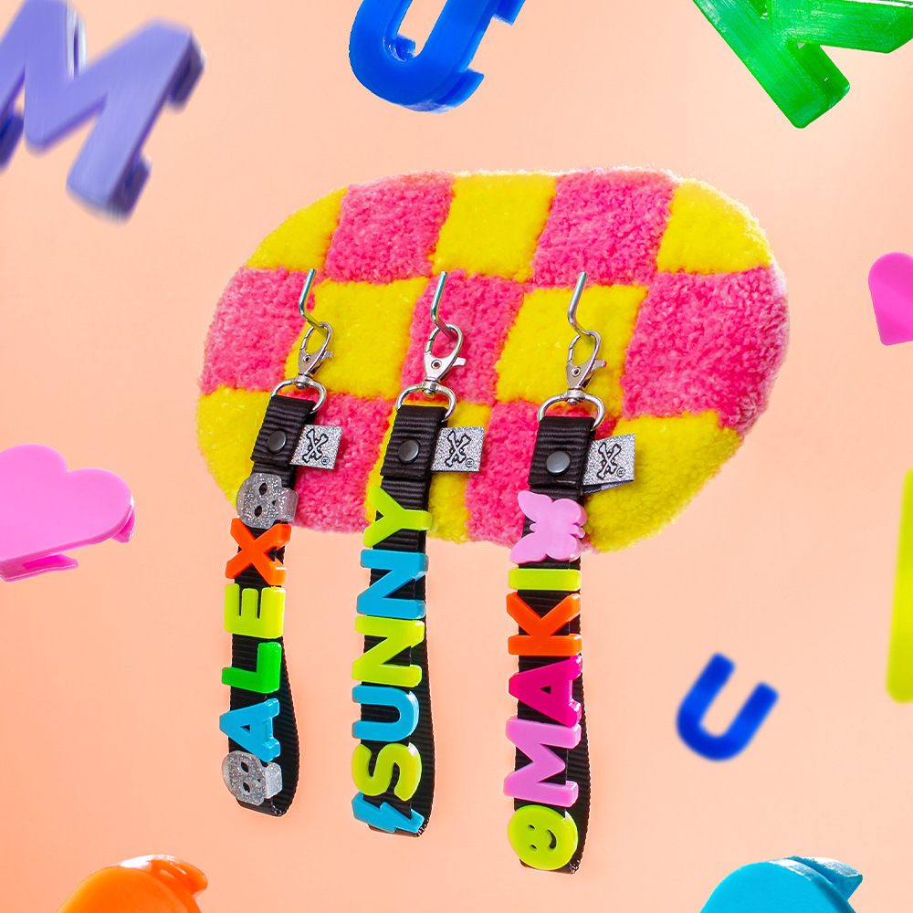 LLAVERO PERSONALIZABLE DE CHARMS