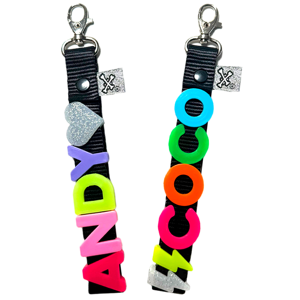 LLAVERO PERSONALIZABLE DE CHARMS